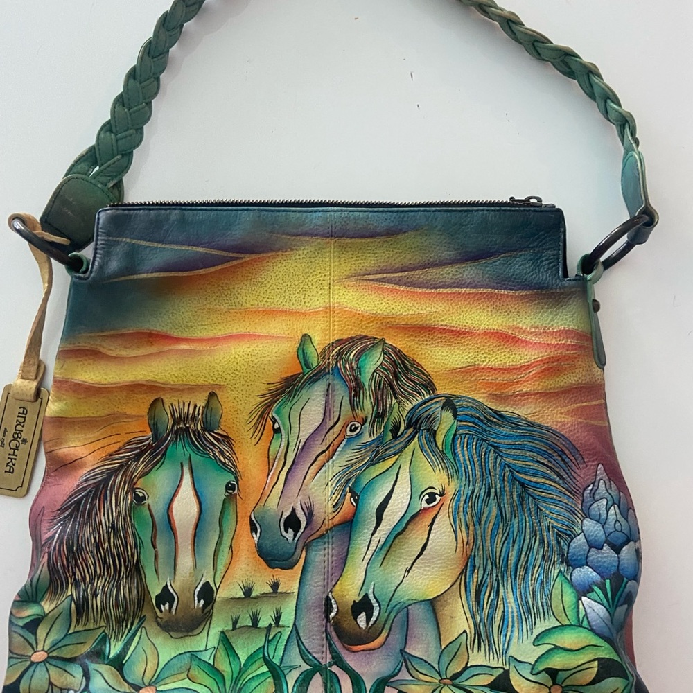 Anushka shoulder bag.